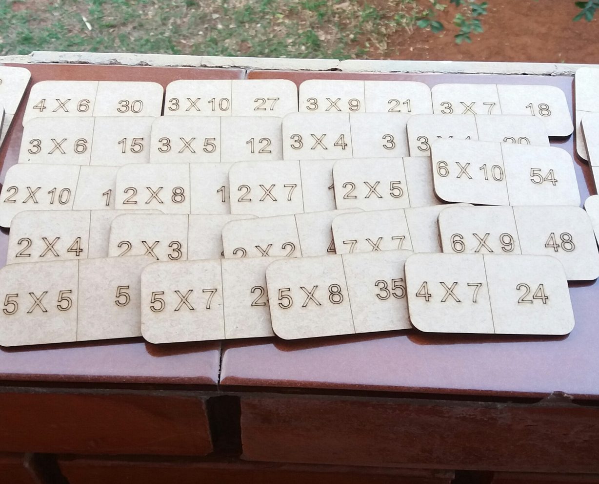 Kit 10 Jogos de Dominó com Caixas em mdf Cru 3mm