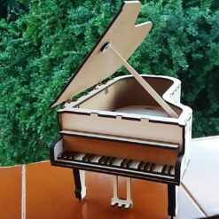 Piano de caldas branco 3D