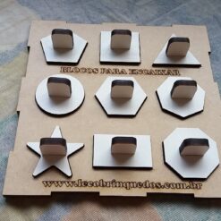 Blocos para encaixar - figuras geométricas