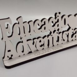 Educação Adventista de mesa branco